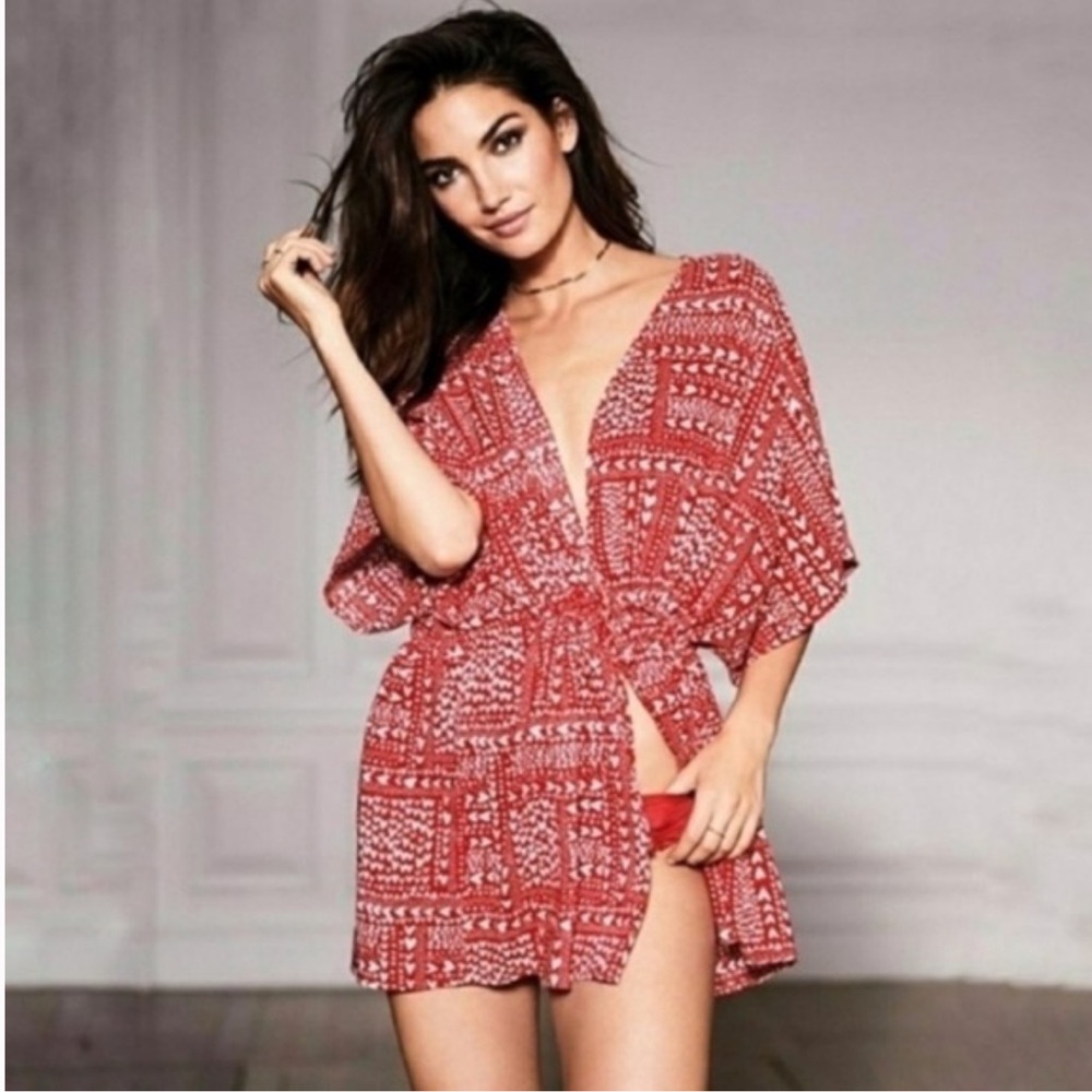 💜5 for $25 Victoria Secret Red heart Patterned Cover-Up
